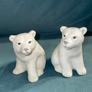 Vintage OGI Polar Bear Salt & Pepper Shakers. Hand-Painted